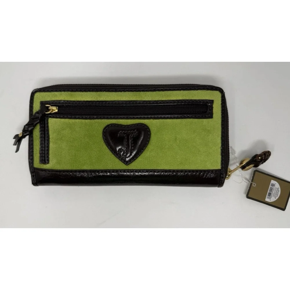 NWT Y2K Juicy Couture Zip Around Velour Wallet Color Green